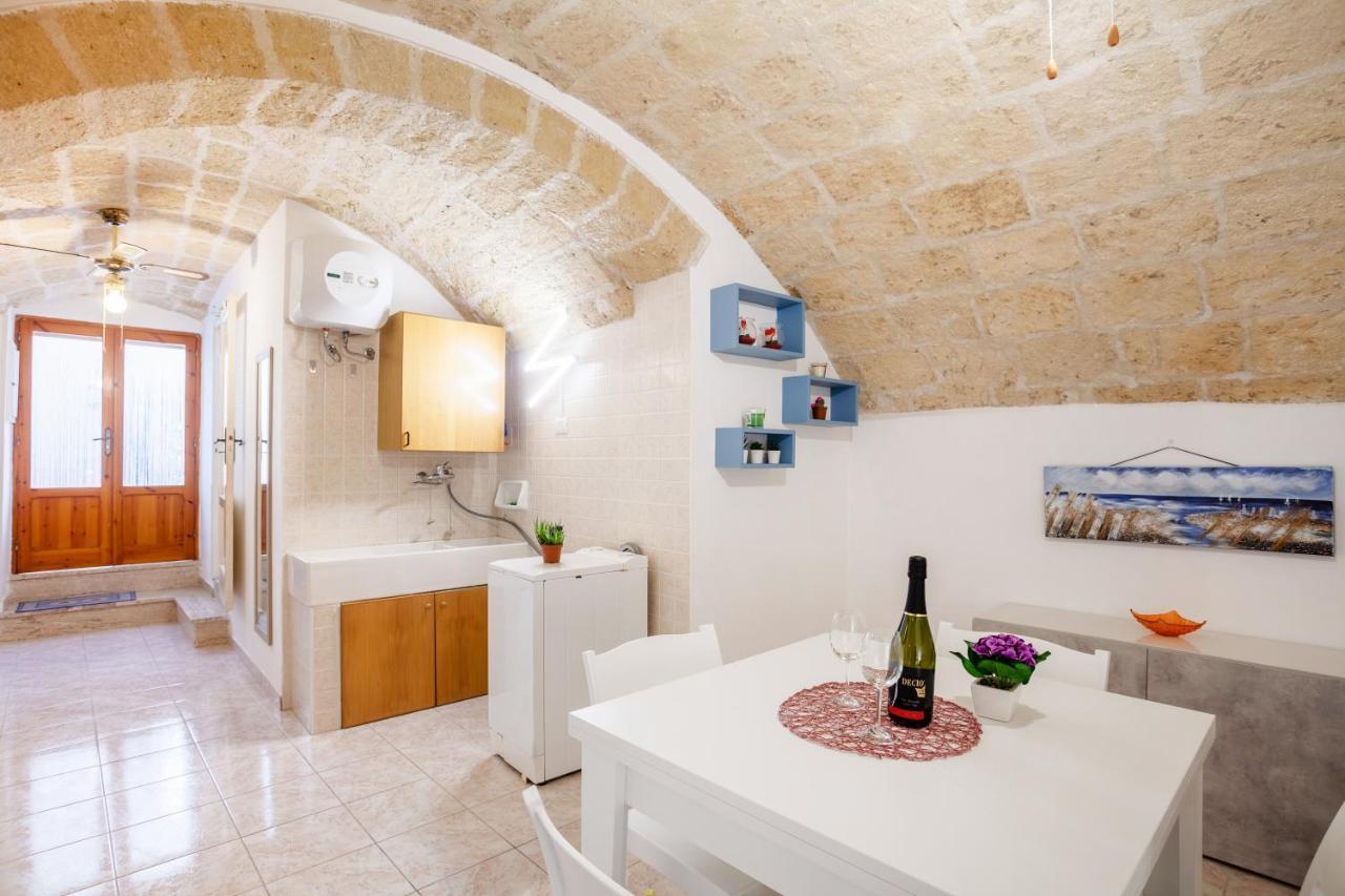 Monopoli Heartbeat - Apartment 200M From Sea Экстерьер фото
