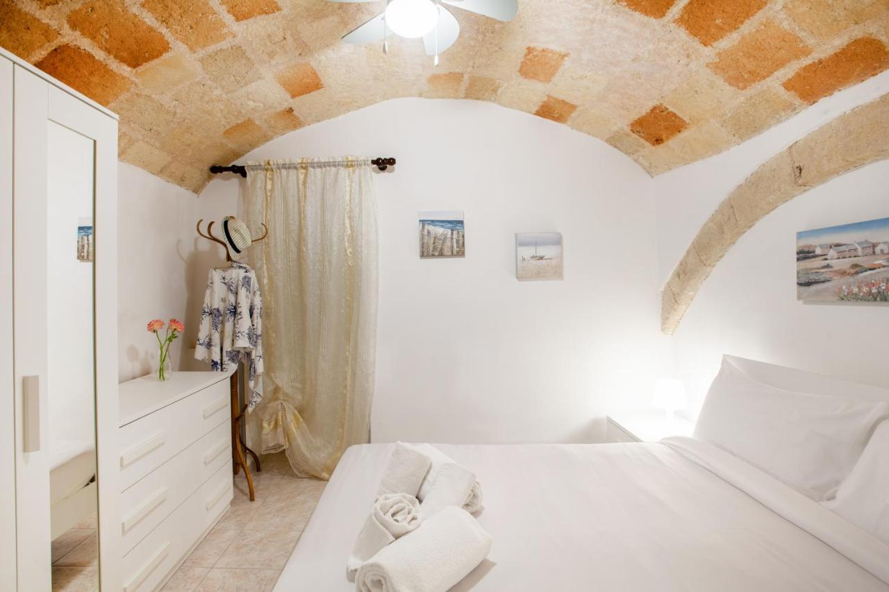 Monopoli Heartbeat - Apartment 200M From Sea Экстерьер фото